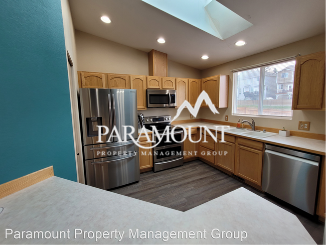 Foto del edificio - 3 br, 2 bath House - 2982 Sprague St