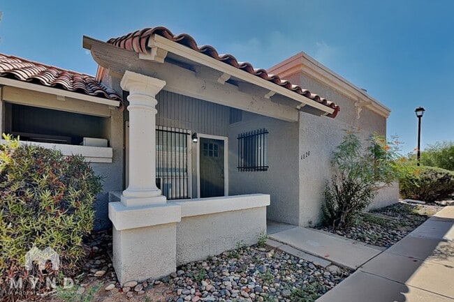 Building Photo - 4820 N 89th Ave