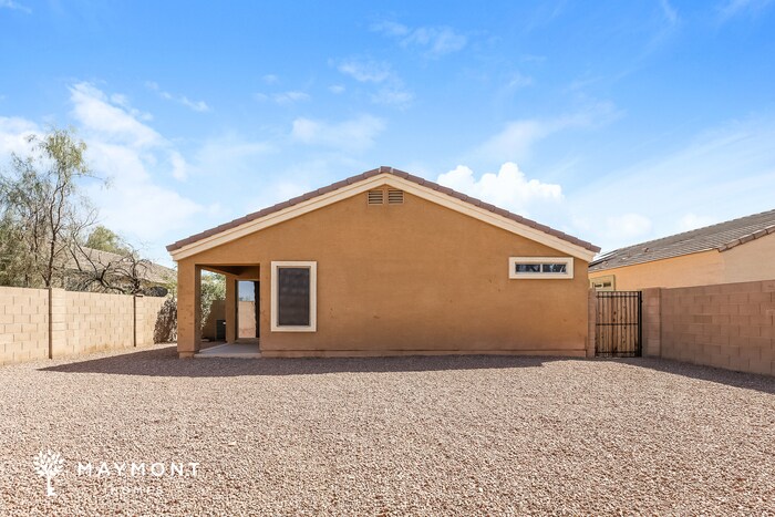 Foto del edificio - 37088 W Amalfi Ave