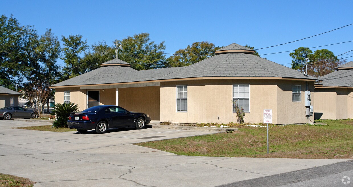 Foto del edificio - 1401 Gulf Ave