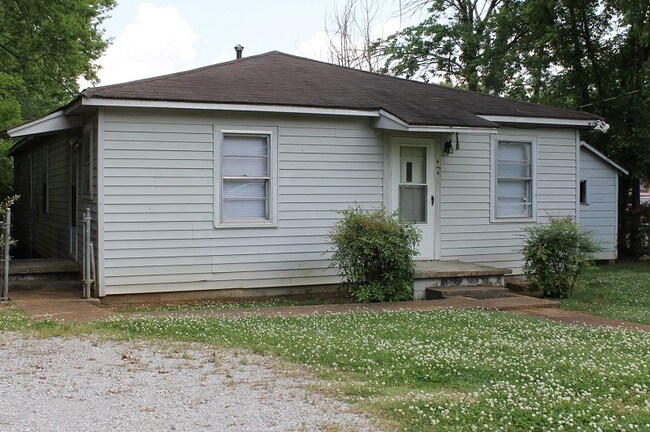 Building Photo - 434 Winona St