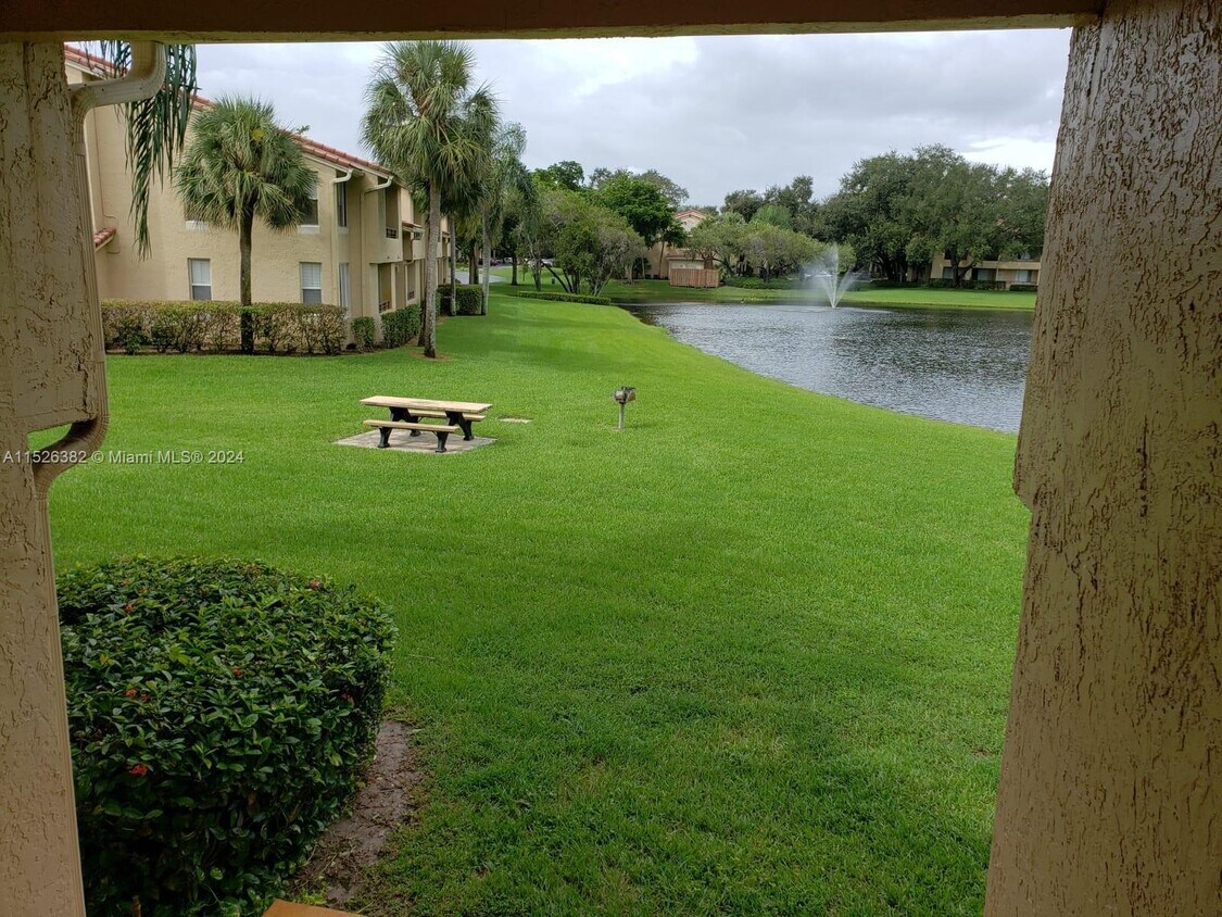 911 Lyons Rd Unit 2205, Coconut Creek, FL 33063 Condo for Rent in