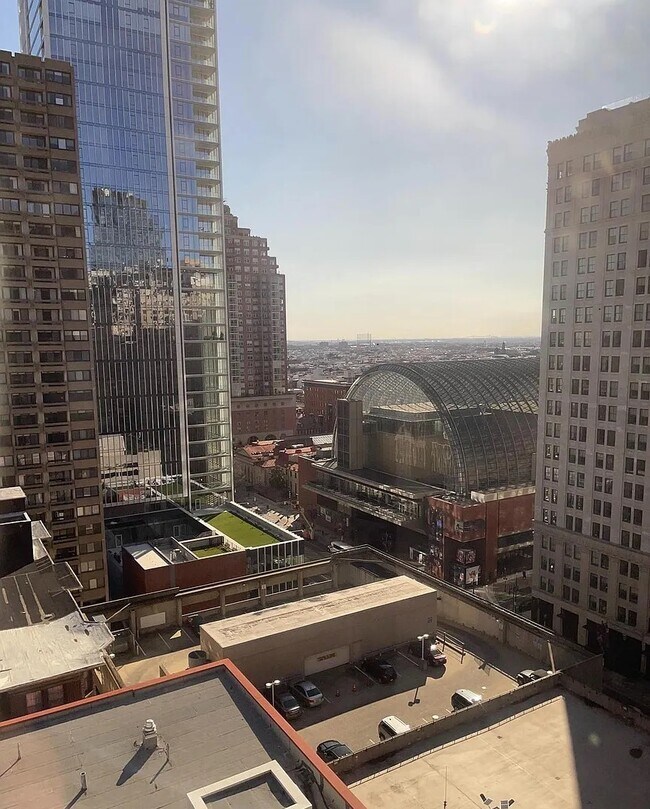 Foto del edificio - 1324 Locust St