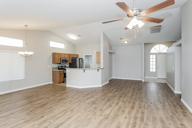 Foto del edificio - 3834 Orchard Grove Ct