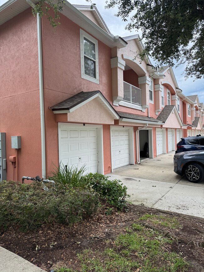 Foto del edificio - 13785 Herons Landing Way