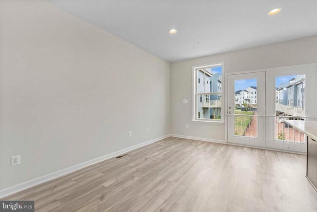 Building Photo - 5903 Garden Walk Dr