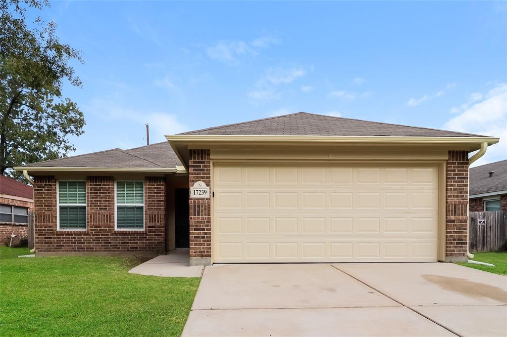 Primary Photo - 17239 Glen Oaks Dr