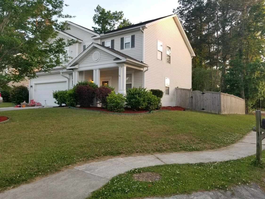 100 Writing Ct, Ladson, SC 29456 House Rental in Ladson, SC