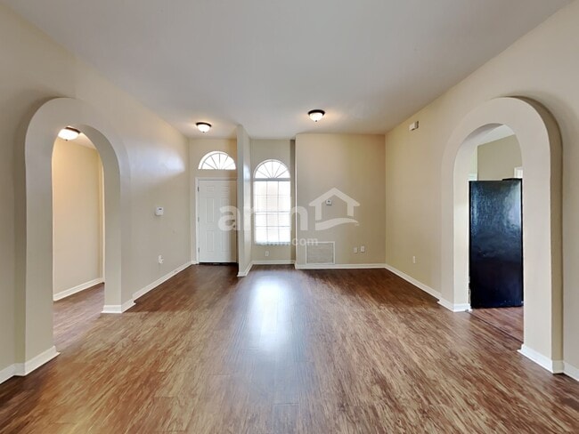 Building Photo - 27826 Breakers Drive