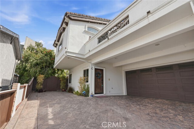 Foto del edificio - 2111 Carnegie Ln