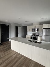 Building Photo - 475 St Anne's Rd