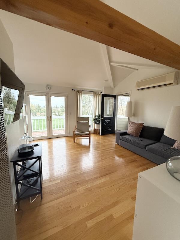 Building Photo - 14515 Clearview Dr