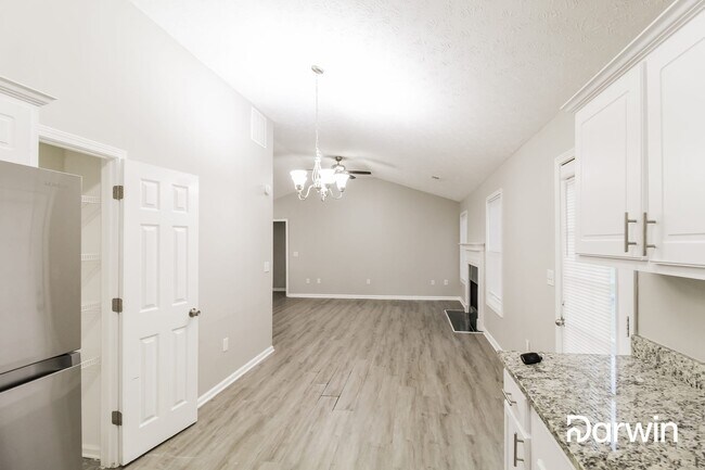 Building Photo - 75 Serena Ct, Covington, GA 30016