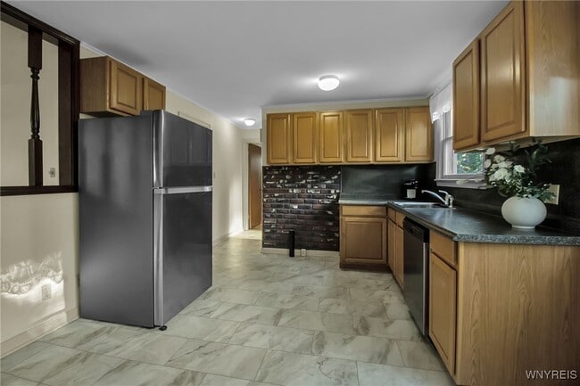 Foto del edificio - 4160 Harlem Rd