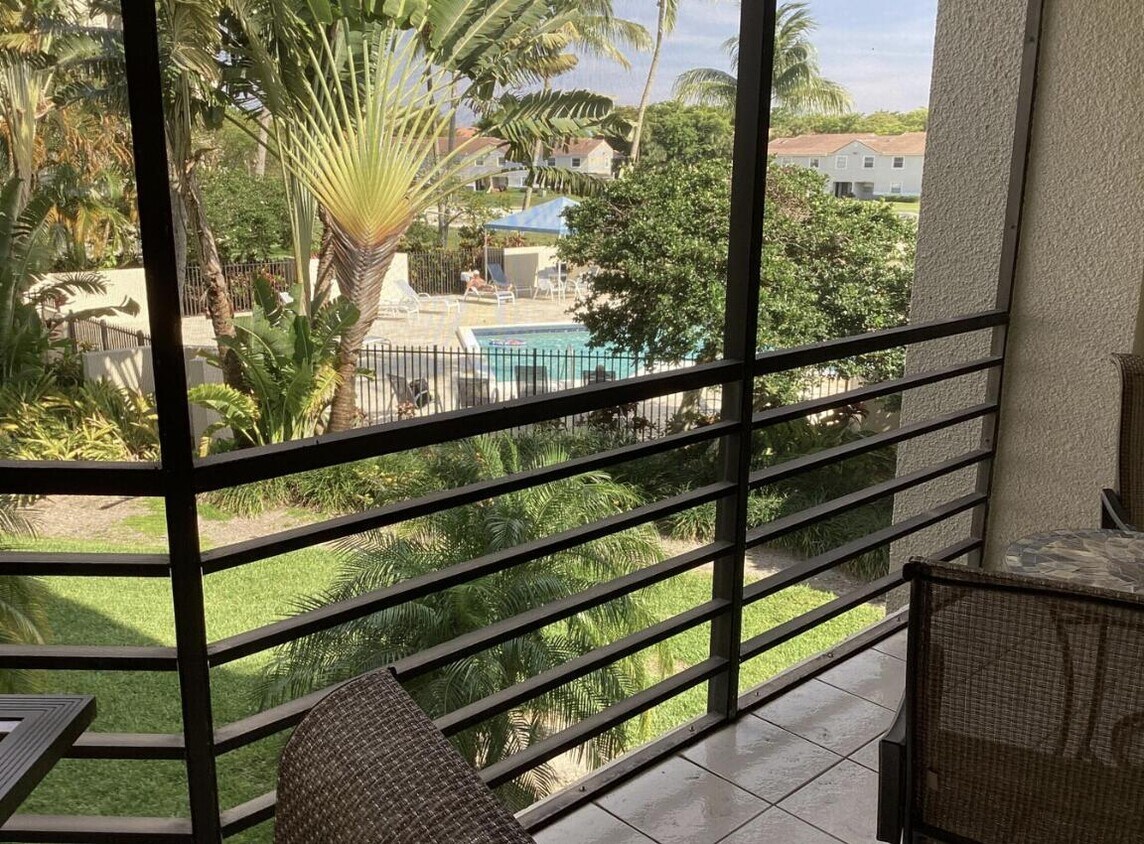 5851 Camino del Sol Unit 203, Boca Raton, FL 33433 Condo for Rent in