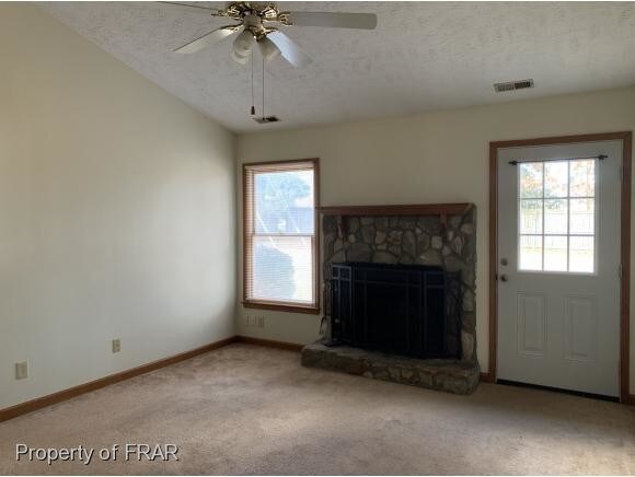 Building Photo - 101 Live Oak Dr