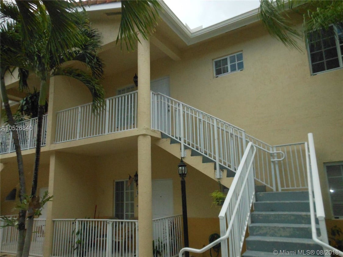 Primary Photo - 6922 NW 179th St