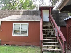 Building Photo - 1360 Fish Hatchery Rd