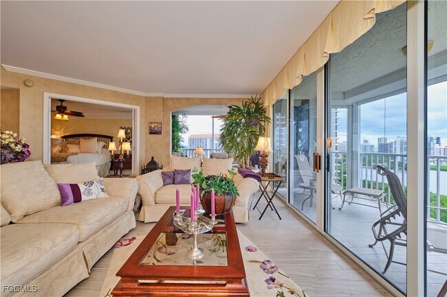 Building Photo - 5550 Heron Point Dr