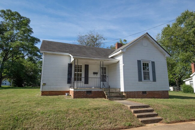 Building Photo - 209 Ross St
