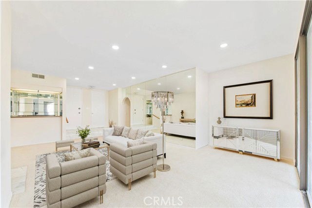 Building Photo - 5340 Yarmouth Ave