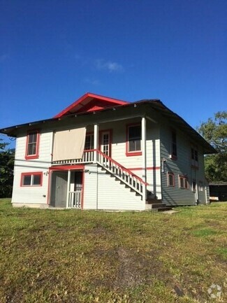 Building Photo - 17-304-304 Volcano Rd