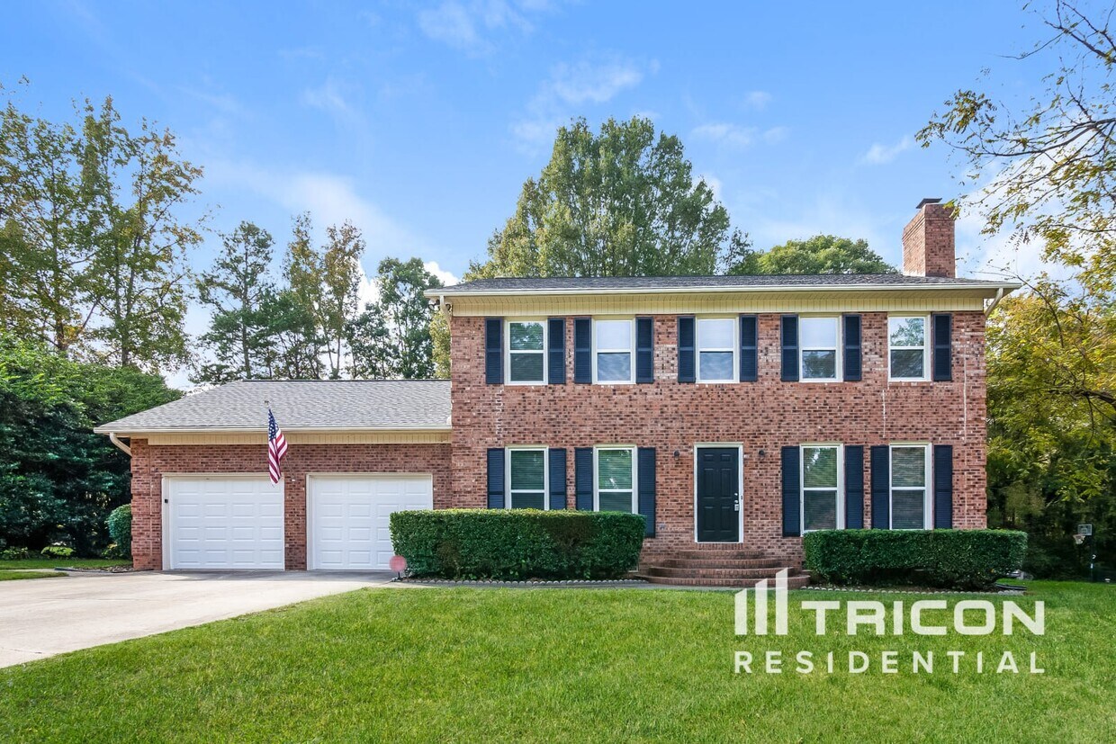 Foto principal - 5909 Edinborough Dr