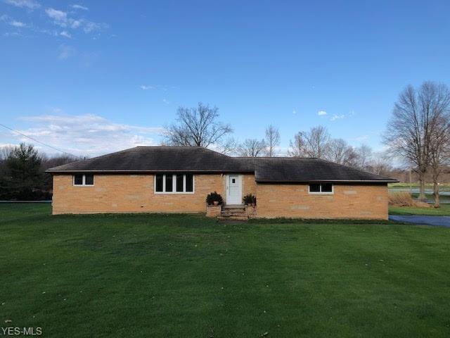 Primary Photo - 32330 Detroit Rd
