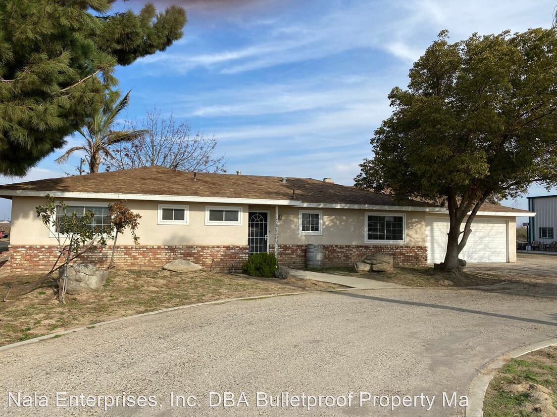 Primary Photo - 3 br, 2 bath House - 11430 E. Saginaw Ave.
