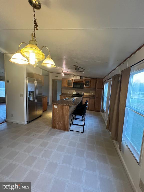 Foto del edificio - 5738 Big Stone Beach Rd