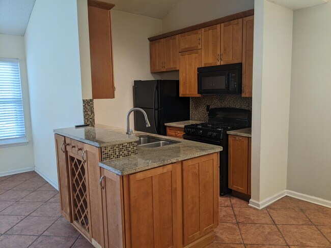 Building Photo - 419 Devlin Pl
