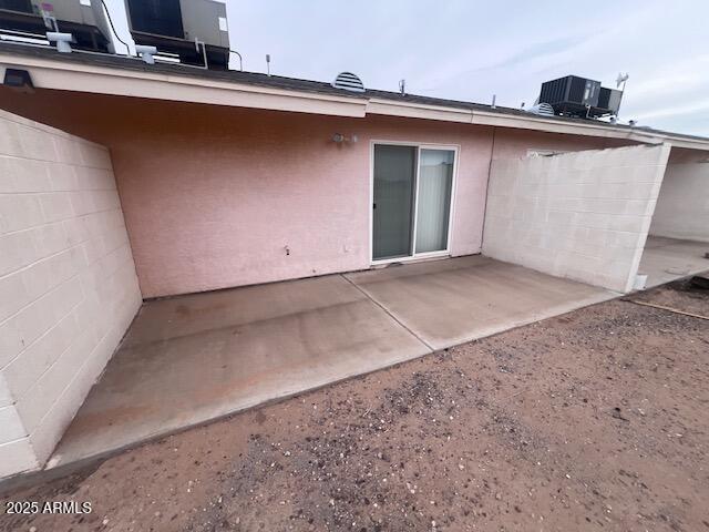 Building Photo - 4015 N Montezuma Dr