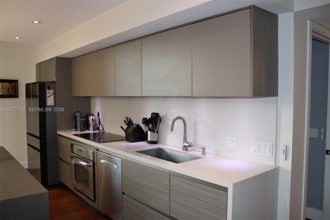 Foto del edificio - 31 SE 6th St