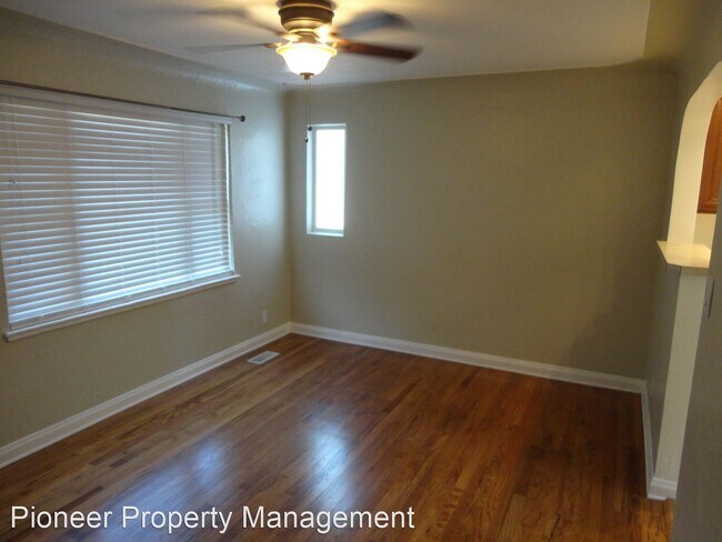 Foto del edificio - 2 br, 1 bath House - 3620 Teller St