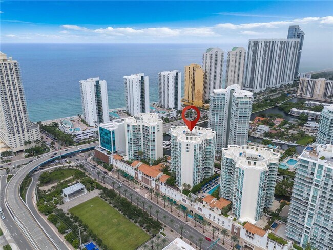 Foto del edificio - 200 Sunny Isles Blvd