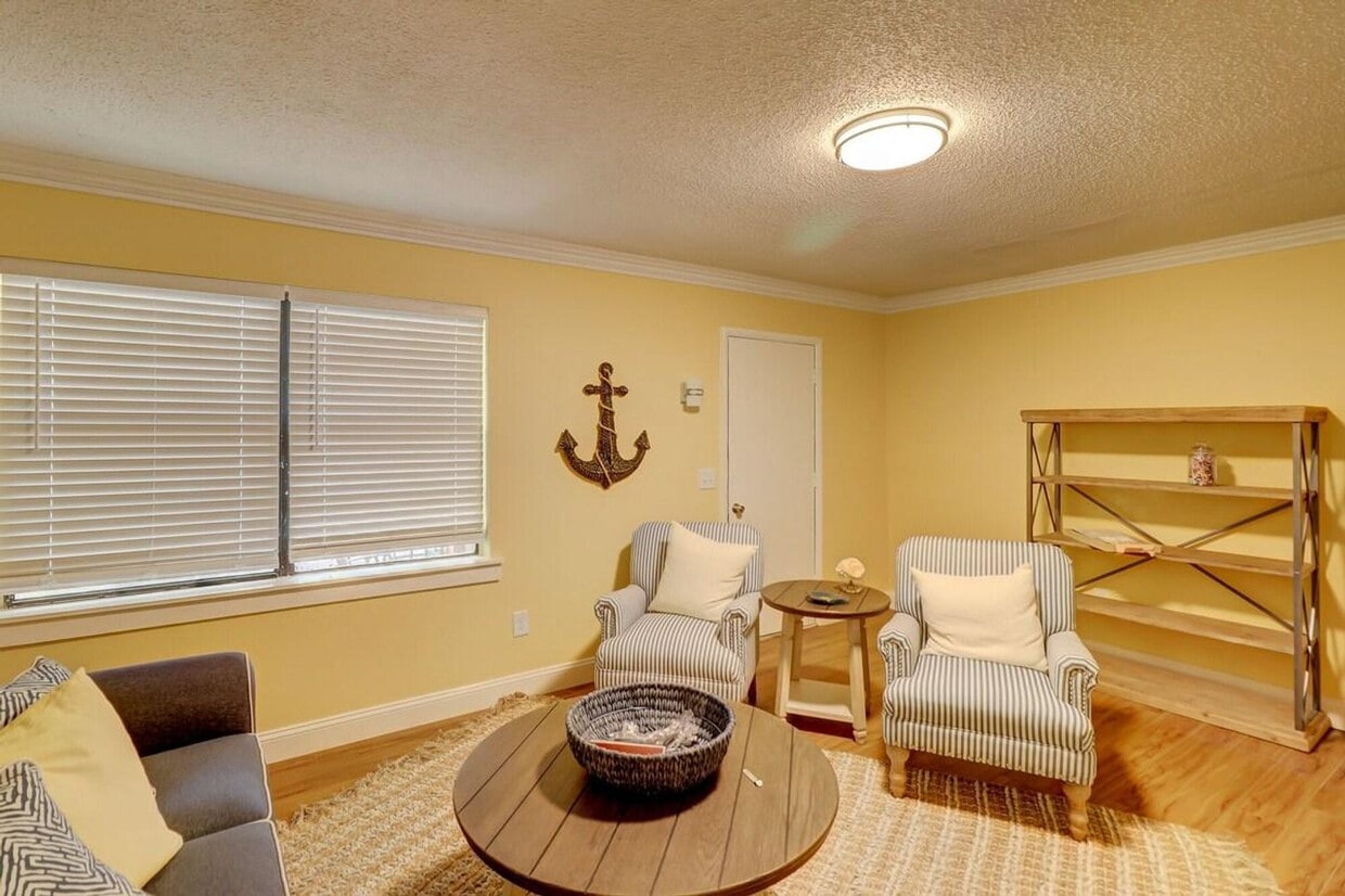 Foto principal - 400 William Hilton Pkwy
