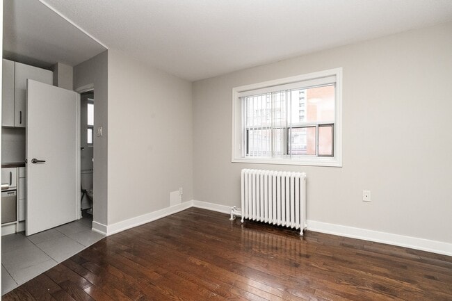 Building Photo - 56 Maitland Street