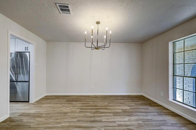 Foto del edificio - 9723 Galston Ln