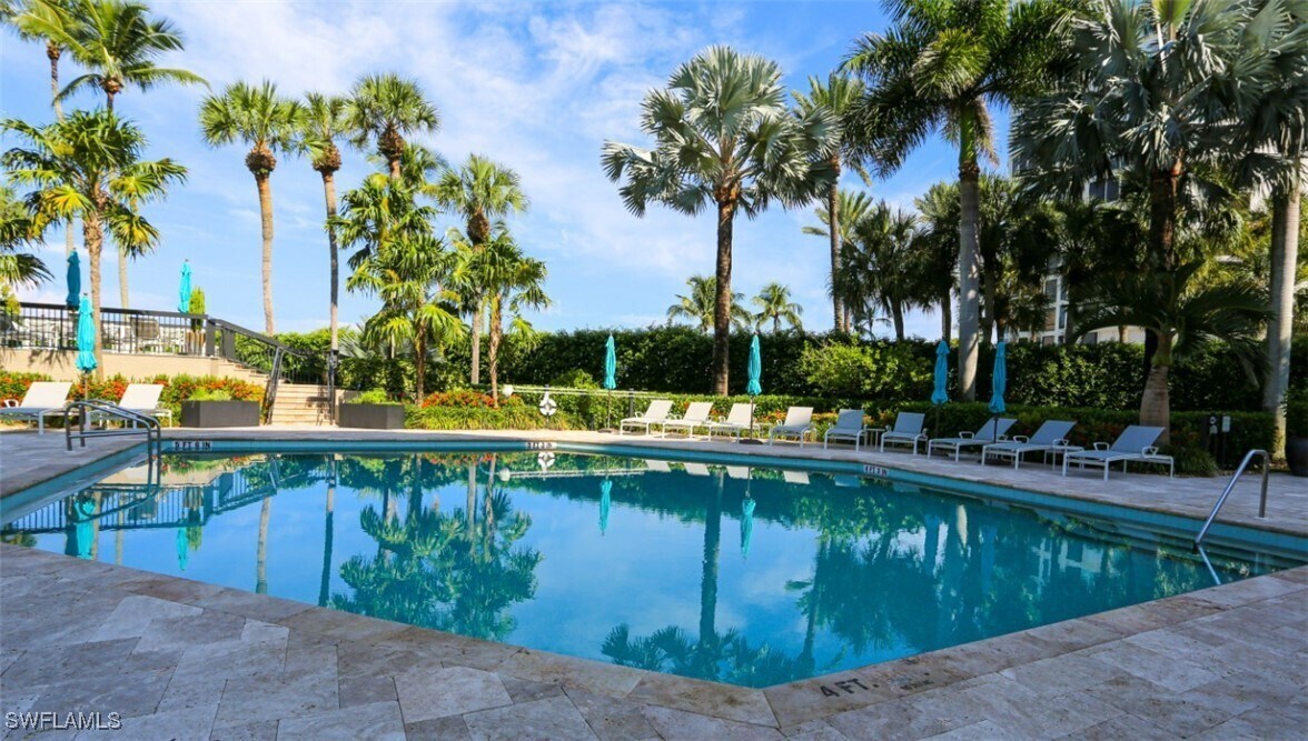 Foto principal - 4551 Gulf Shore Blvd N