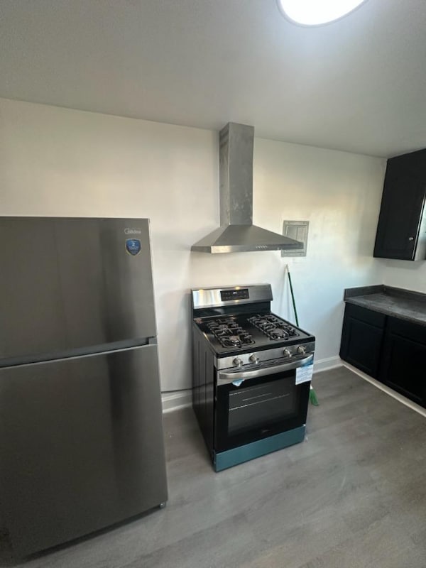 Building Photo - 1210 E Broad St