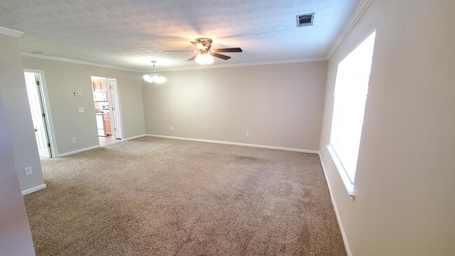 Building Photo - 241 S Irwin St