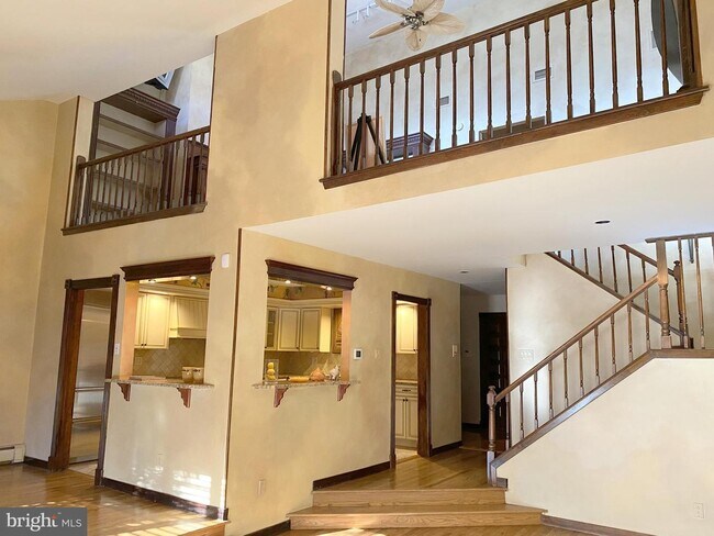 Foto del edificio - 32 Centura