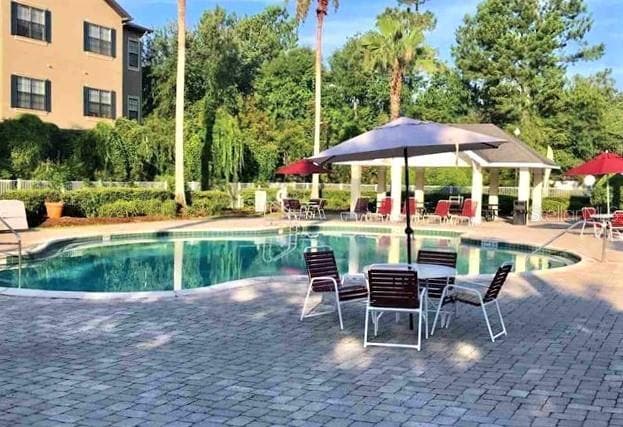 Foto del edificio - 4950 NW 44th Ln