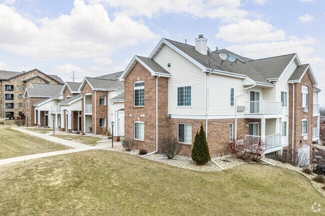 Building Photo - Boulder Creek