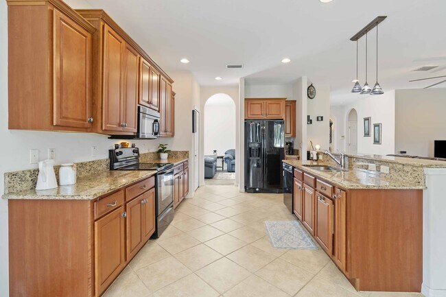 Building Photo - 6815 45th Terrace E