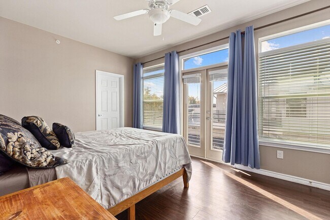 Foto del edificio - 2606 Wilson St