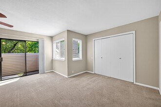 Building Photo - 1340 Chardonnay Dr