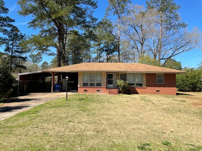 Building Photo - 2641 Japonica Dr