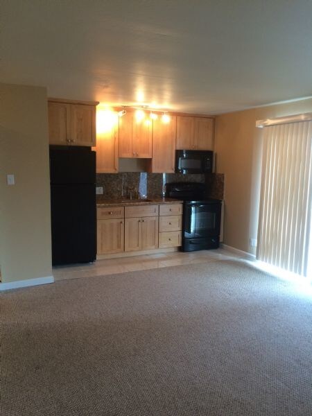 Building Photo - 88 Crestline Dr