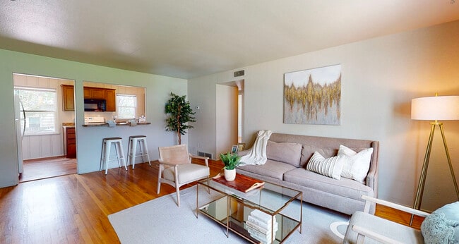 Building Photo - The Estates At Cheyenne Blvd